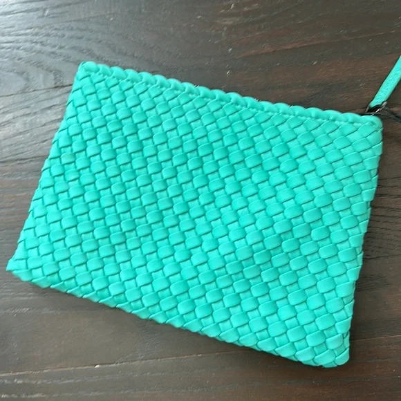 NAGHEDI WOVEN TOTE AND BAG